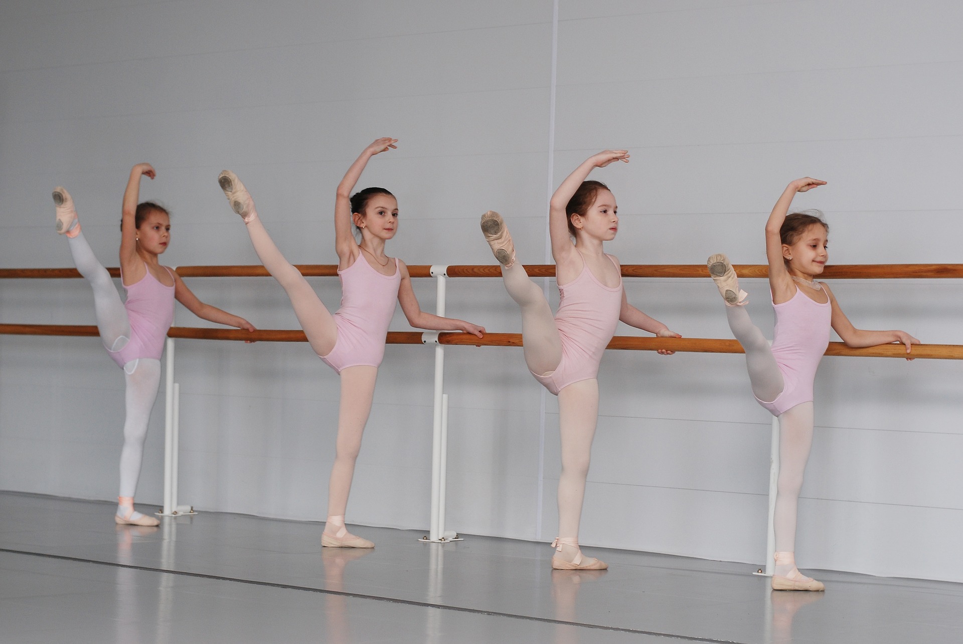 バレエを習わせる親は覚悟が必要 子供のためにできることは Ballet Mart バレエマート